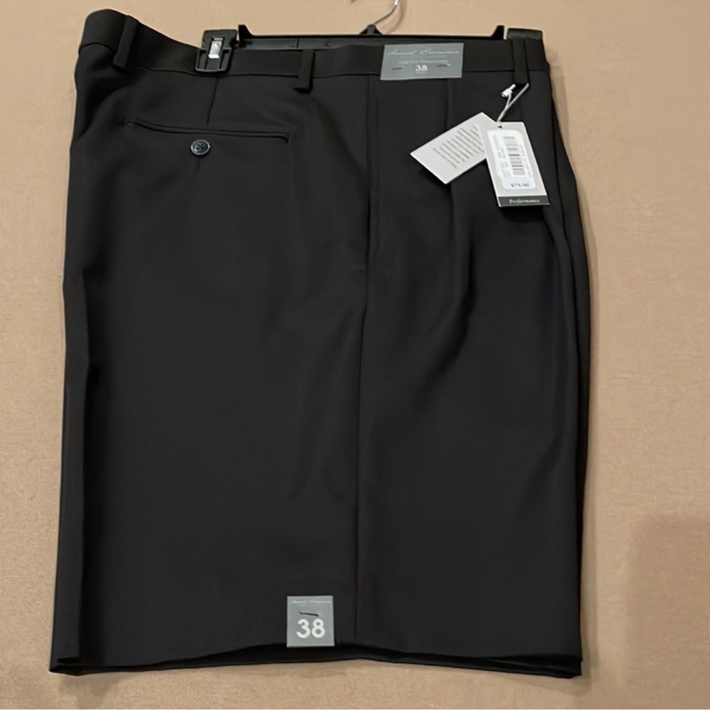 Daniel Cremieux mens shorts size 38 waist NWT price is firm